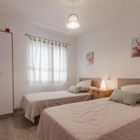 2Br Flat - Aircon - 5 Min Walk To Benidorm Beach Lägenhet Exteriör bild