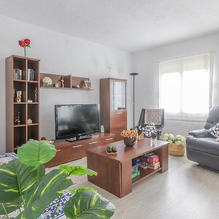 2Br Flat - Aircon - 5 Min Walk To Benidorm Beach Lägenhet Exteriör bild