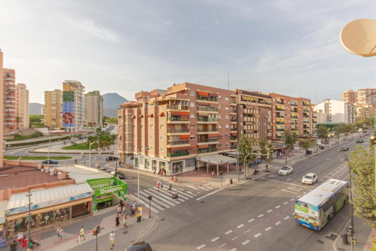 2Br Flat - Aircon - 5 Min Walk To Benidorm Beach Lägenhet Exteriör bild