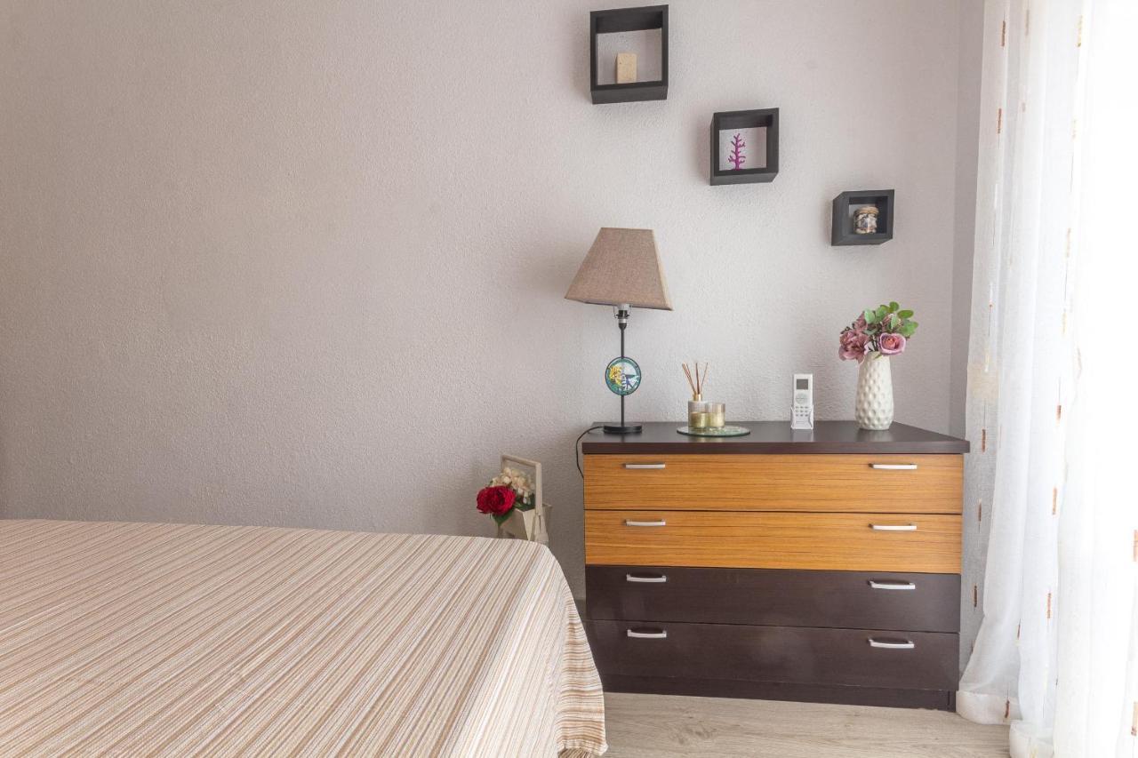 2Br Flat - Aircon - 5 Min Walk To Benidorm Beach Lägenhet Exteriör bild
