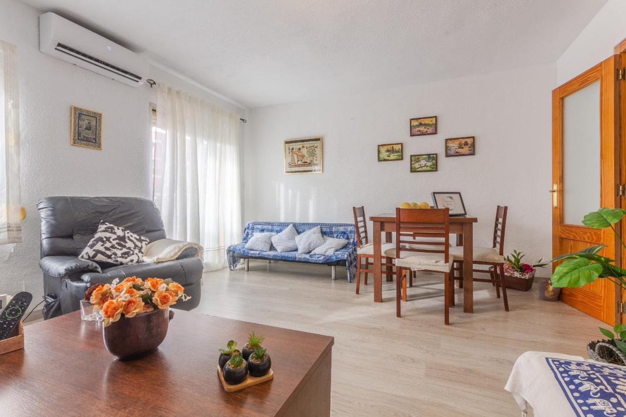 2Br Flat - Aircon - 5 Min Walk To Benidorm Beach Lägenhet Exteriör bild