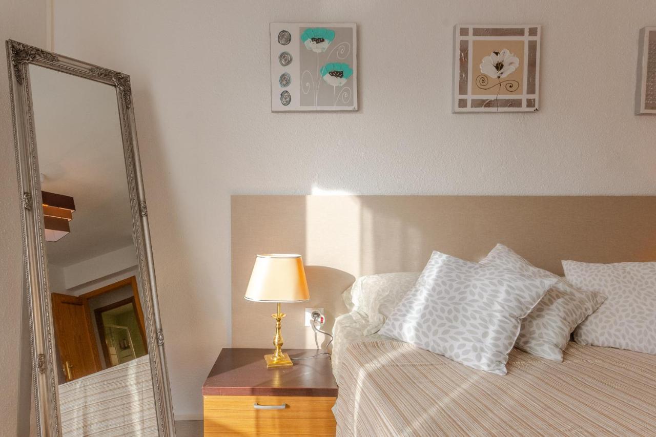 2Br Flat - Aircon - 5 Min Walk To Benidorm Beach Lägenhet Exteriör bild