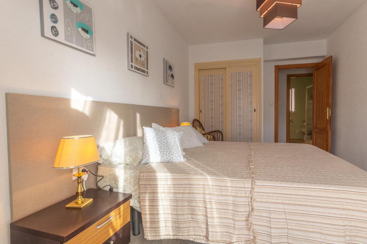 2Br Flat - Aircon - 5 Min Walk To Benidorm Beach Lägenhet Exteriör bild